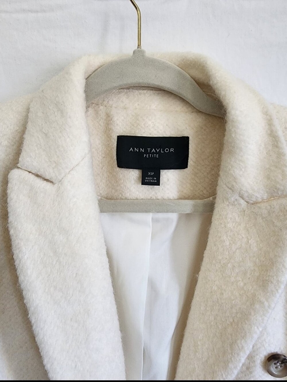 Ann Taylor Ivory Double-Breasted Long Wool Coat. - Picture 4 of 16